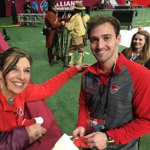 Meet your Posher, Leo